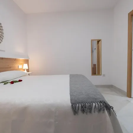 Turisticos De La Abuela Carmen إِستيبونا