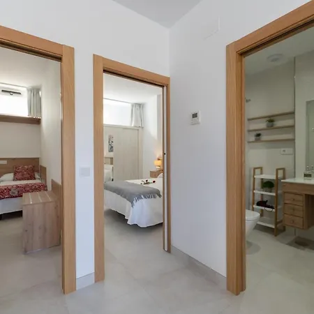 Turisticos De La Abuela Carmen *